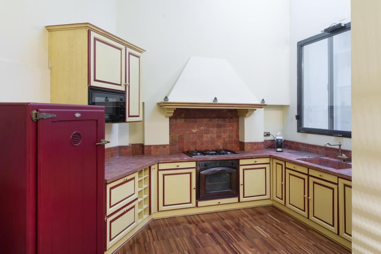 Loft In Navigli District With Jacuzzi & Sauna - Papiniano * Milán