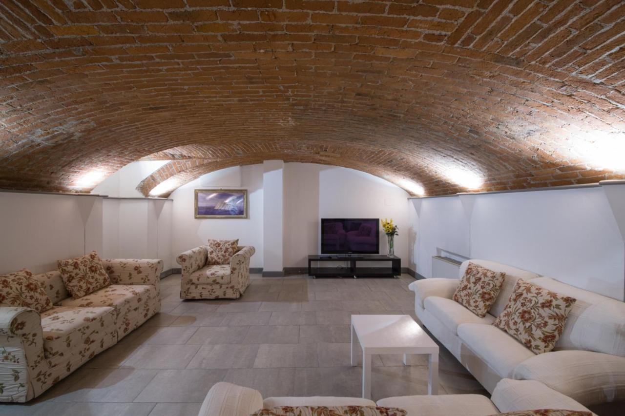 Apartamento Loft In Navigli District With Jacuzzi & Sauna - Papiniano Milán